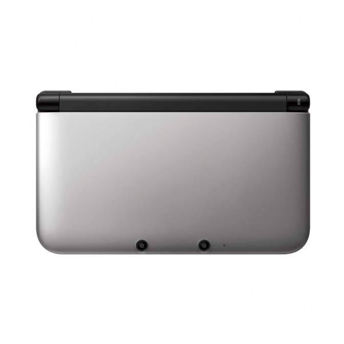 Nintendo 3DS XL (Black and Silver) + The Legend of Zelda A Link Between Worlds 3DS