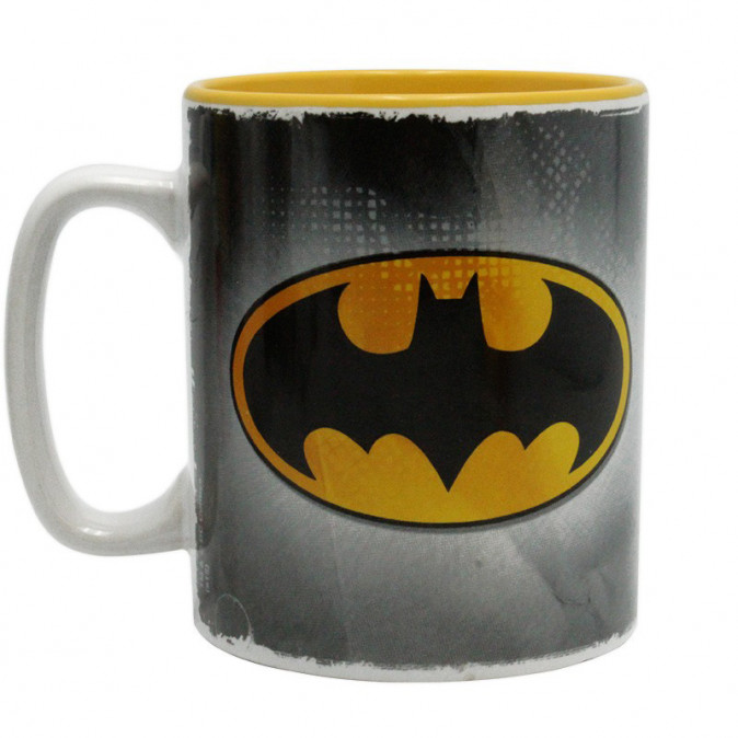DC COMICS - Bögre + Kulcstartó + Kitűzők - Batman (460ml) - Abystyle Ajándéktárgyak