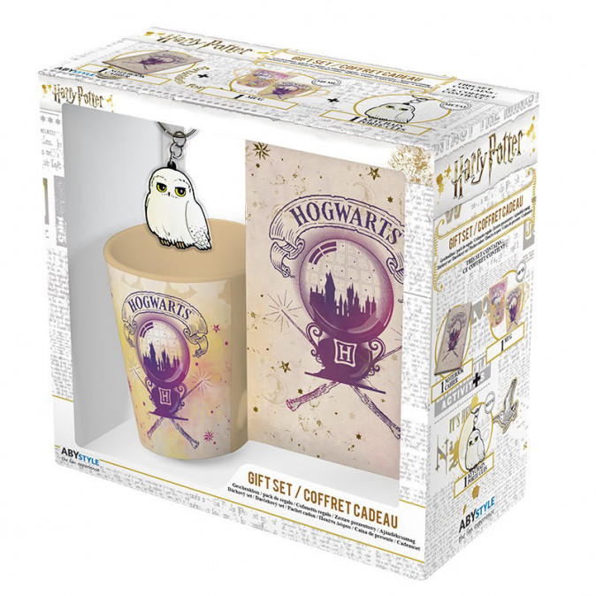 HARRY POTTER - Pck Mug340ml + KeyringPVC + Notebook "Hogwarts" - Bögre, Kulcstartó, Jegyzetfüzet - Abystyle Ajándéktárgyak