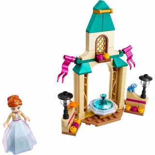 LEGO Anna's Castle Courtyard (43198) Játék