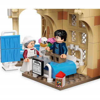 LEGO Harry Potter Hogwarts™ Hospital Wing (76398) Játék