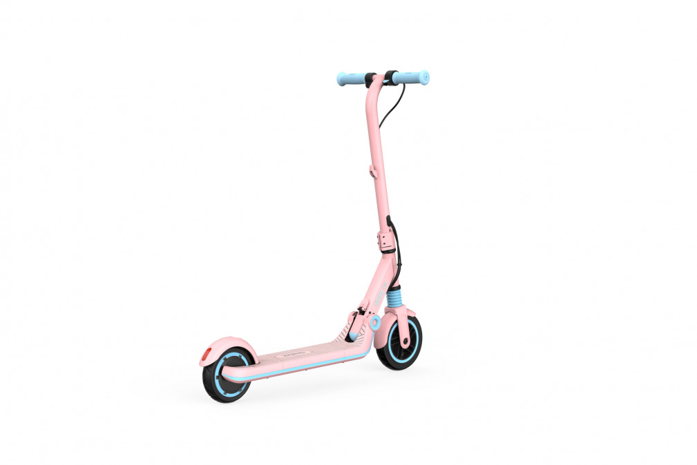 Segway-Ninebot Kickscooter Zing E8 (Pink) Otthon