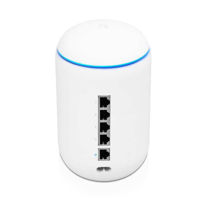 Ubiquiti UniFi Dream Machine komplett (Access Point, Switch, Tűzfal, Controller) hálózati eszköz PC