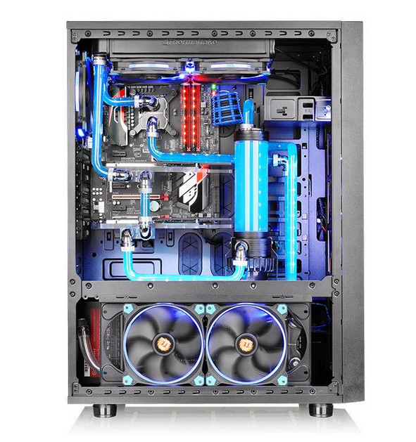Thermaltake Core X71 Tempered Glass Edition (Ablakos) PC