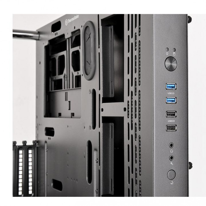 Thermaltake Core P3 (Edzett üveg) - Fekete PC
