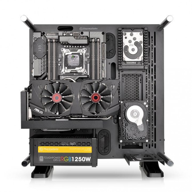Thermaltake Core P3 (Edzett üveg) - Fekete PC