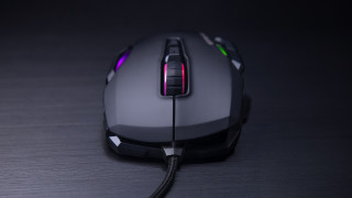 Roccat Kone Aimo, 16K DPI Gaming Egér, Fekete PC