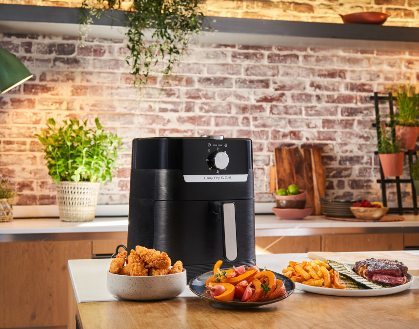 Tefal Easy Fry & Grill EY501815 Forrólevegős Sütő Otthon