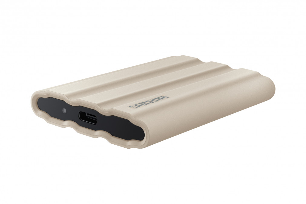SAMSUNG Hordozható SSD T7 Shield, USB 3.2 Gen.2 (10Gbps), 2TB, Bézs PC