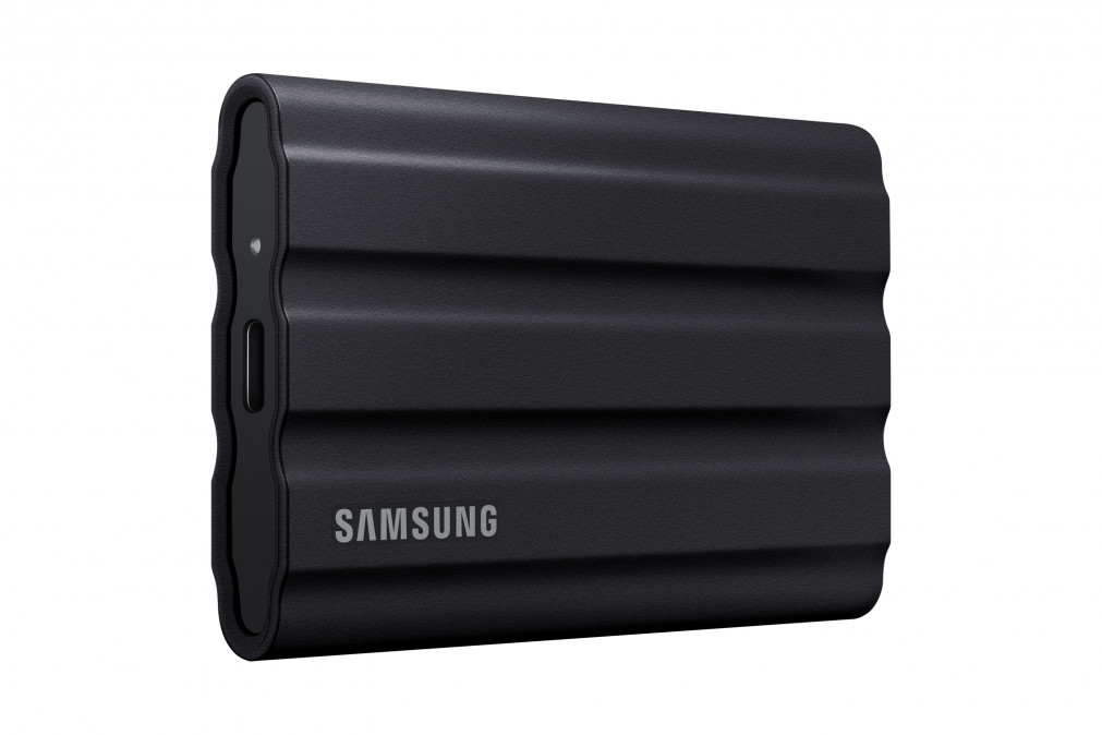 SAMSUNG Hordozható SSD T7 Shield, USB 3.2 Gen.2 (10Gbps), 1TB, Fekete PC