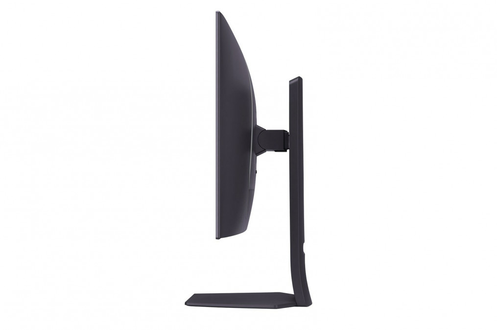 LG Gaming 240Hz OLED monitor 31,5" 32GS95UE, 3840x2160, 16:9, 275cd/m2, 0.03ms, 2xHDMI/DisplayPort/3xUSB, hangszóró PC