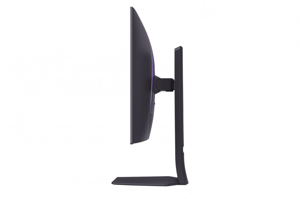 LG Gaming 240Hz OLED monitor 31,5" 32GS95UE, 3840x2160, 16:9, 275cd/m2, 0.03ms, 2xHDMI/DisplayPort/3xUSB, hangszóró PC