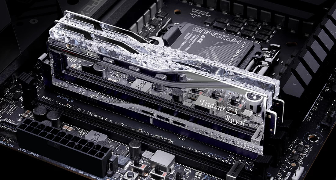 G.SKILL Memória DDR5 96GB 6400Mhz CL32 DIMM, 1.35V, Trident Z5 Royal Intel XMP (Kit of 2) PC