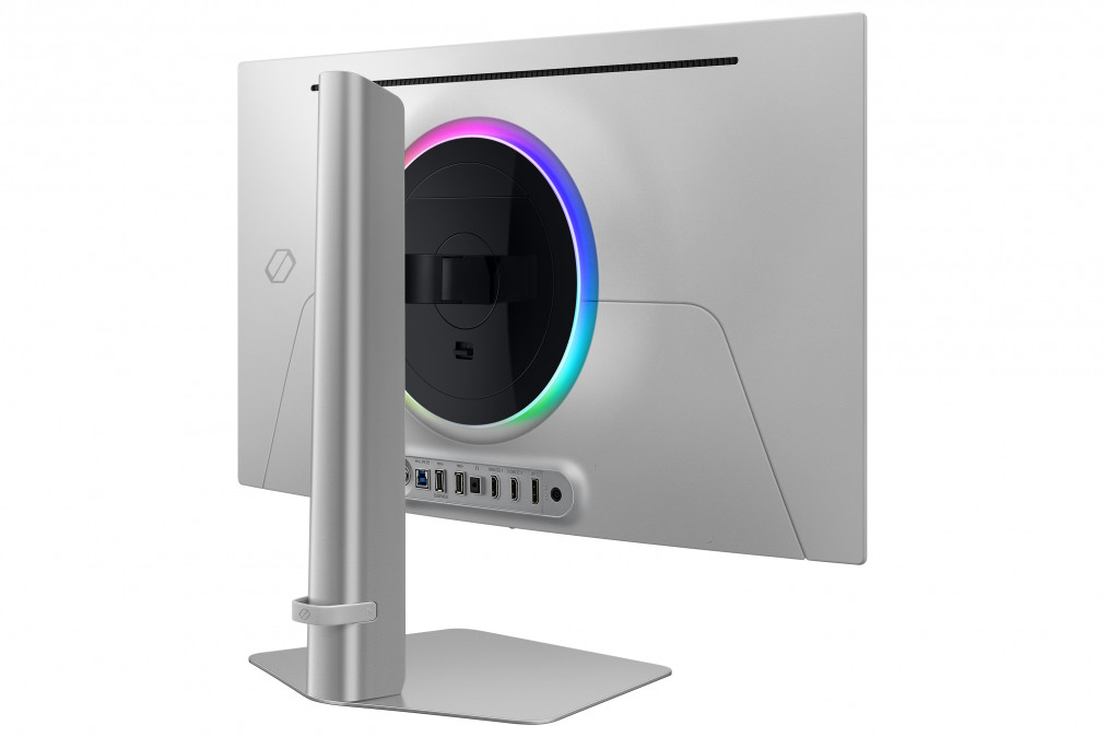 SAMSUNG Gaming 360Hz OLED monitor 27" G6, 2560x1440, 16:9, 250cd/m2, 0.03ms, HDMI/DisplayPort/USB,Pivot PC