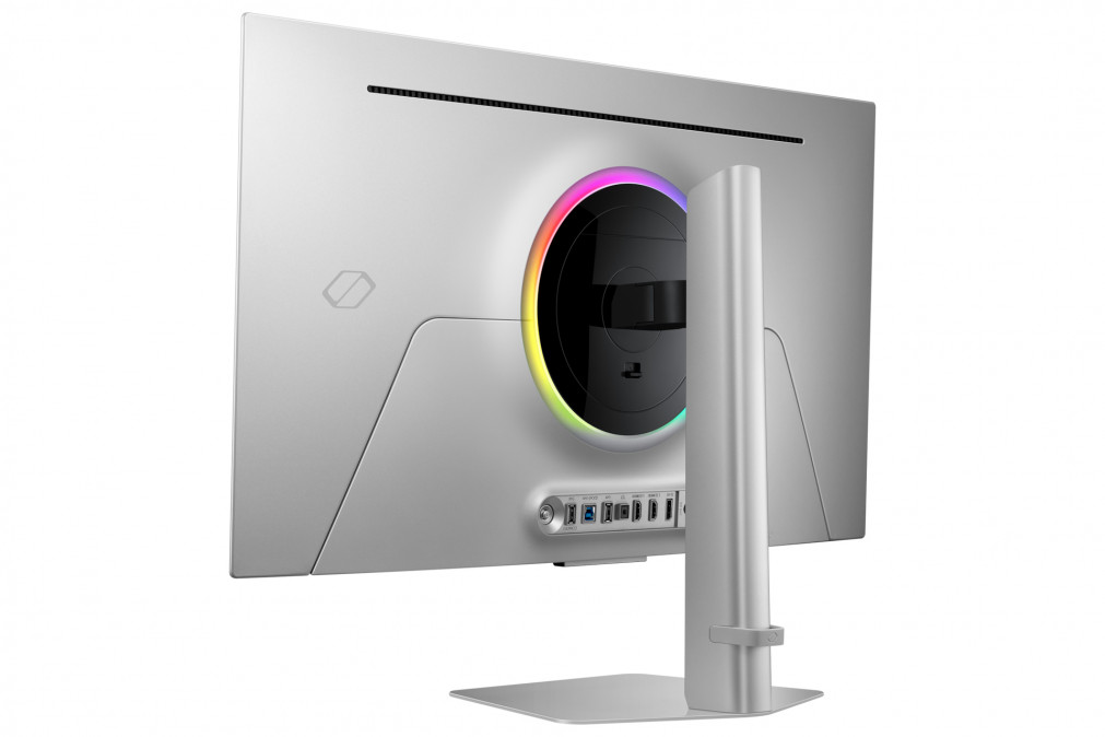 SAMSUNG Gaming 240Hz OLED monitor 32" G8, 3840x2160, 16:9, 260cd/m2, 0.03ms, HDMI/DisplayPort/USB,Pivot PC