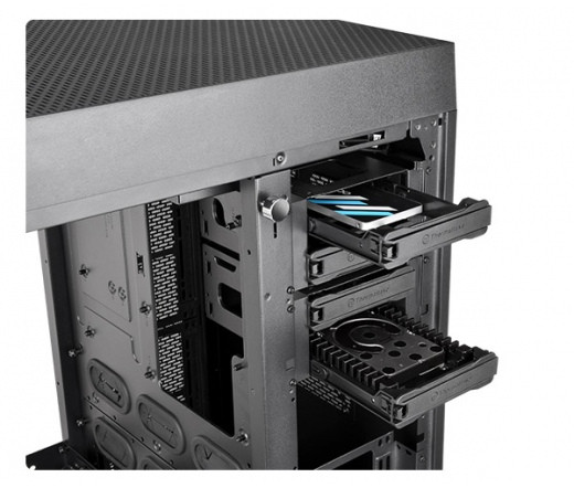 Thermaltake The Tower 900 (Ablakos) PC