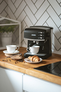 Mesko MS4409 Espresso kávéfőző Otthon