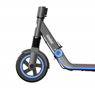 Segway-Ninebot Kickscooter Zing E10 (Szürke) Otthon