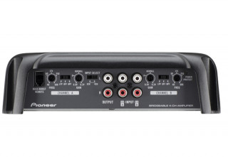 Pioneer GM-D8704 FD-osztályú 4 csatornás hidalható autóhifi erősítő vezetékes basszuserősítő távirányítóval PC
