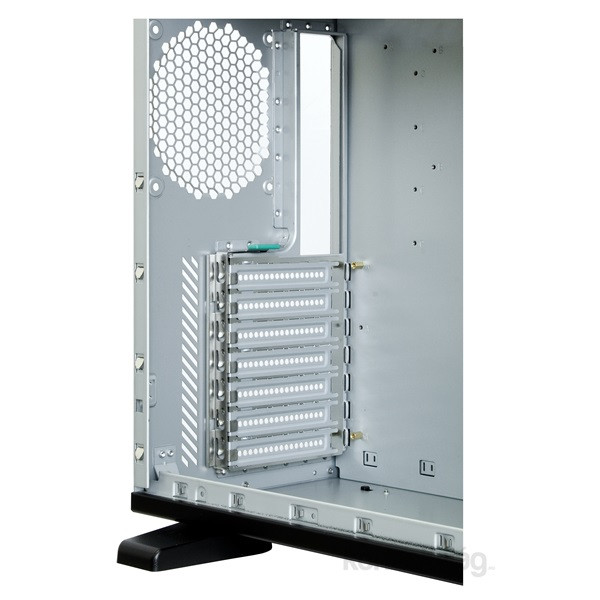 Chieftec LBX-02B-U3-OP Uni szériás táp nélküli fekete EATX ATX mATX ház PC