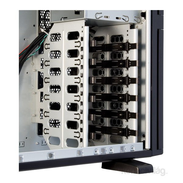 Chieftec LBX-02B-U3-OP Uni szériás táp nélküli fekete EATX ATX mATX ház PC
